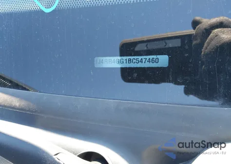 2011 Jeep Grand Cherokee Laredo z USA, uszkodzony, nr VIN 1J4RR4GG1BC547460